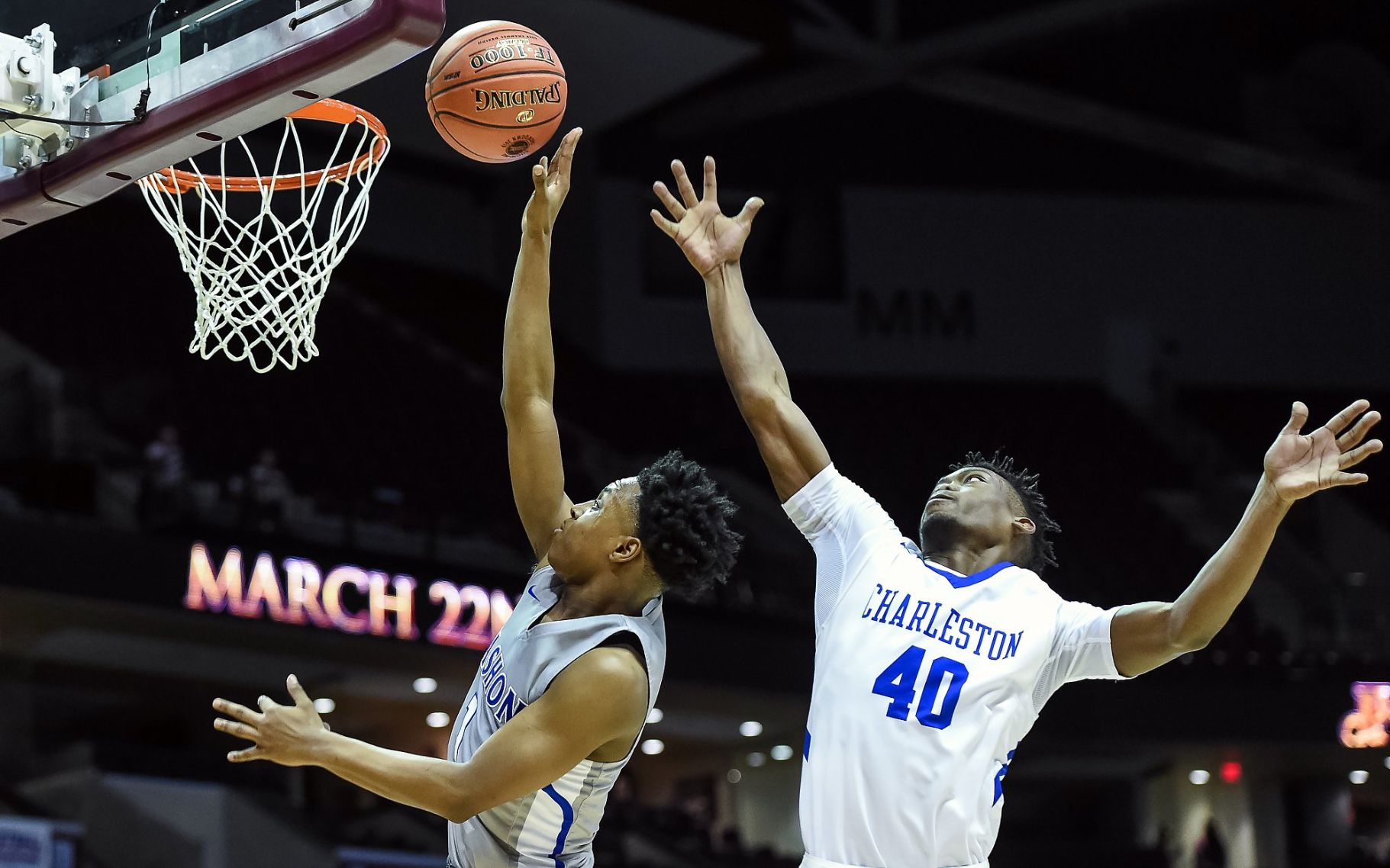 Vashon 70, Charleston 47